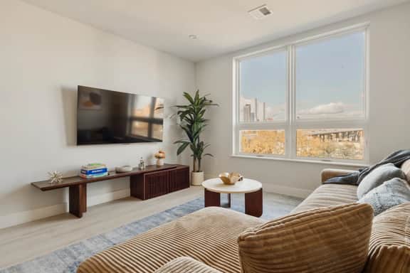 Sleek 3BR Loft | Modern Design | Gym & Near Transit - Image 2